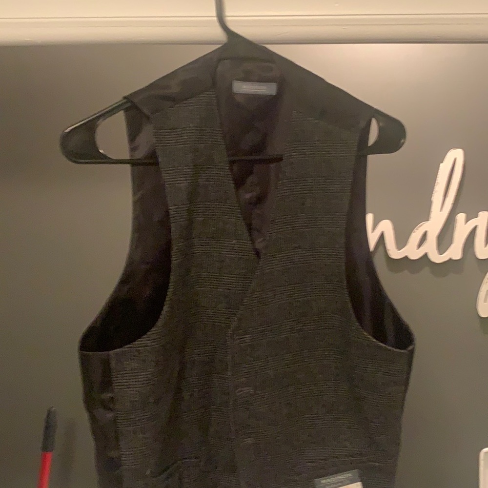 Madison  vest
